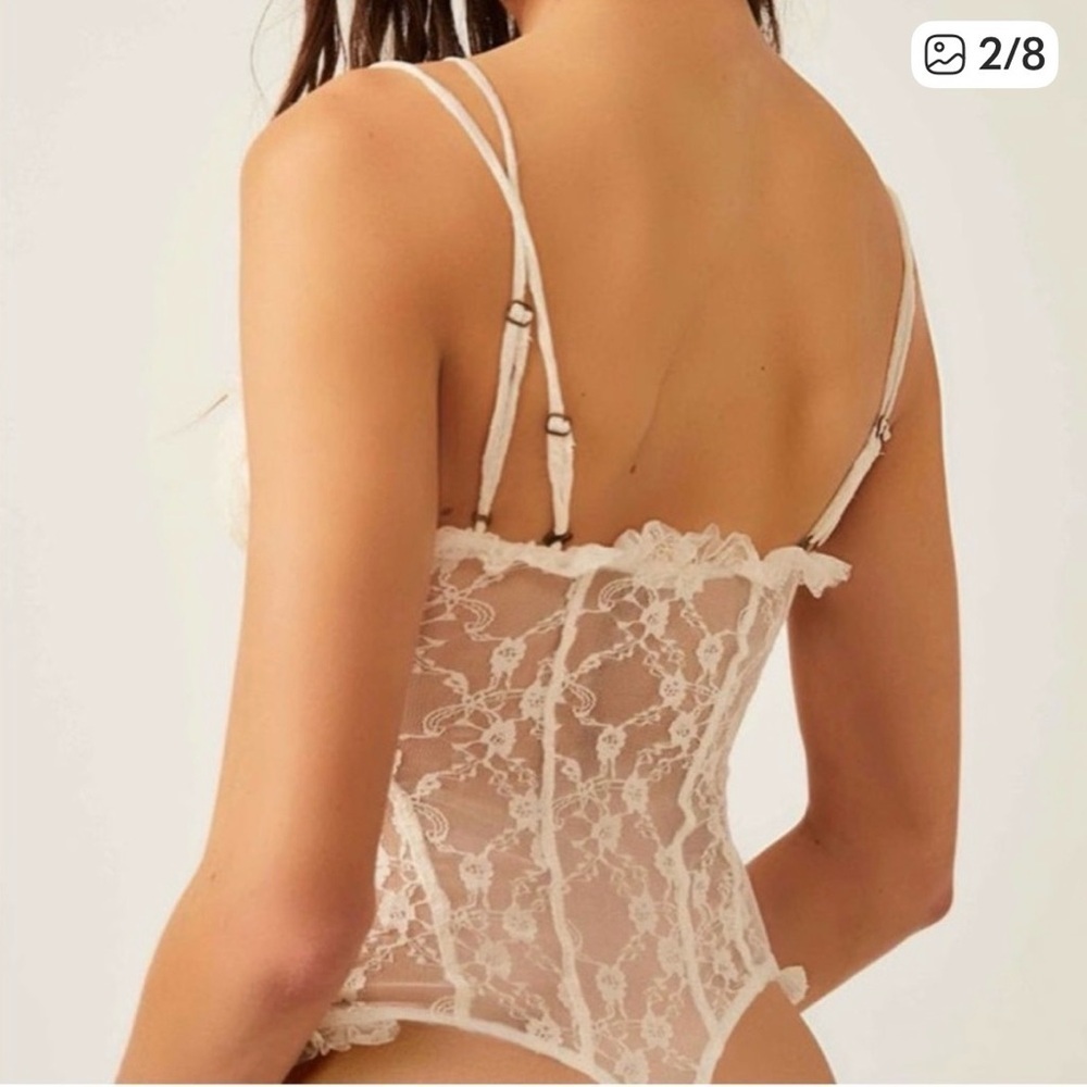 FREE PEOPLE Intimately If You Dare Ivory Lace Body Suit MEDIUM Ivory - Picture 4 of 8